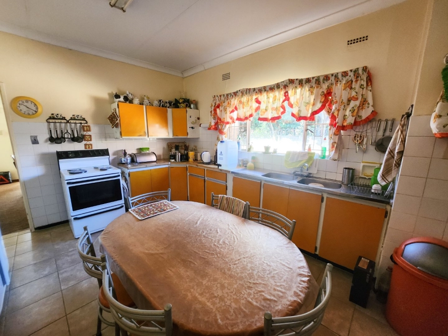 4 Bedroom Property for Sale in Stilfontein Ext 4 North West
